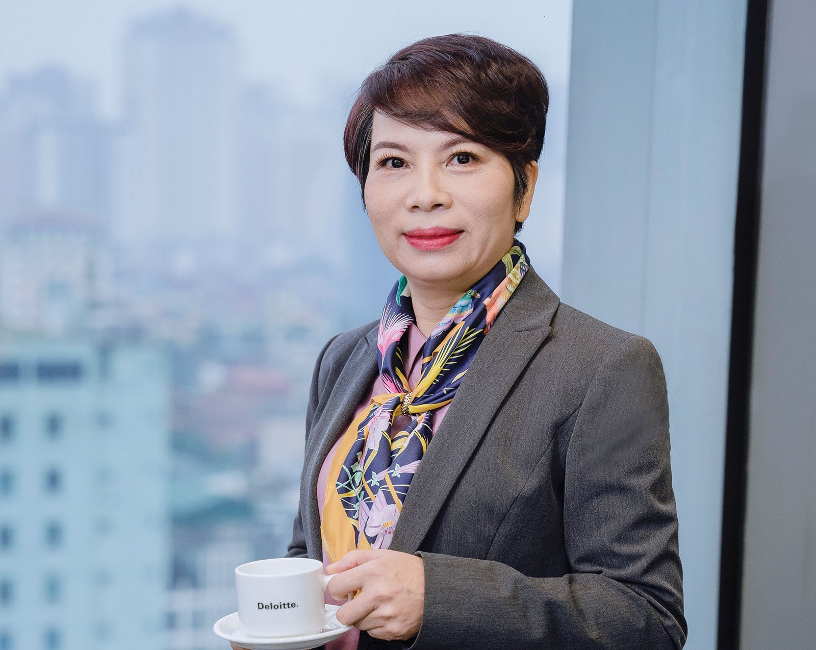 ba-tran-thi-thuy-ngoc-pho-tong-giam-doc-thuong-truc-lanh-dao-phu-trach-dich-vu-phat-trien-ben-vung-va-bien-doi-khi-hau-deloitte-viet-nam